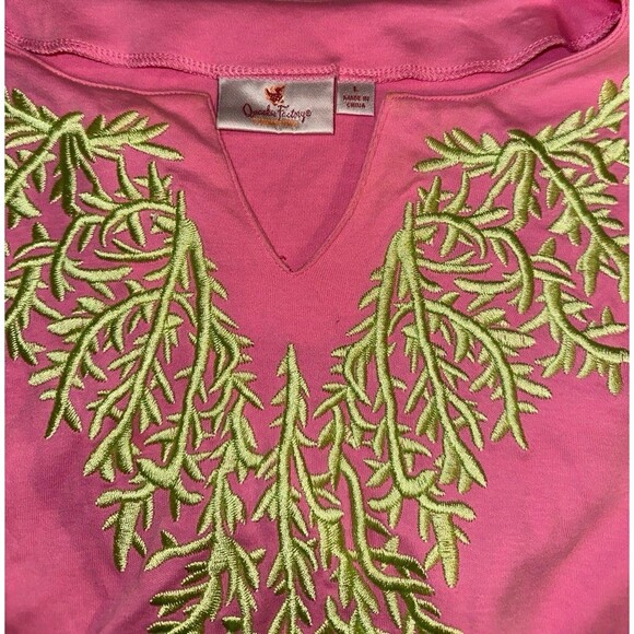 Quaker factory pink top - Picture 2 of 3